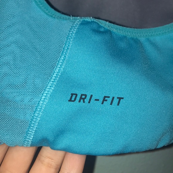 Nike Dri-Fit Sports Bra - Picture 3 of 4